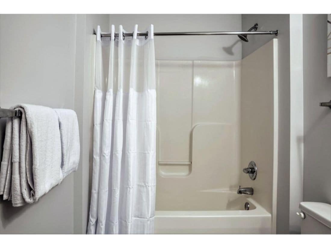 Beautiful 2Br 2Ba In The Block By Cozysuites Indianapolis Exterior photo